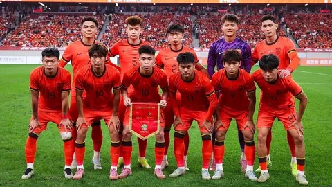 “109公斤级全国男子举重锦标赛巅峰对决”