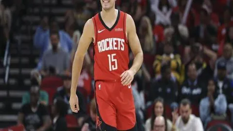 字母哥领队逆转困境 老鹰客场挑战五连胜